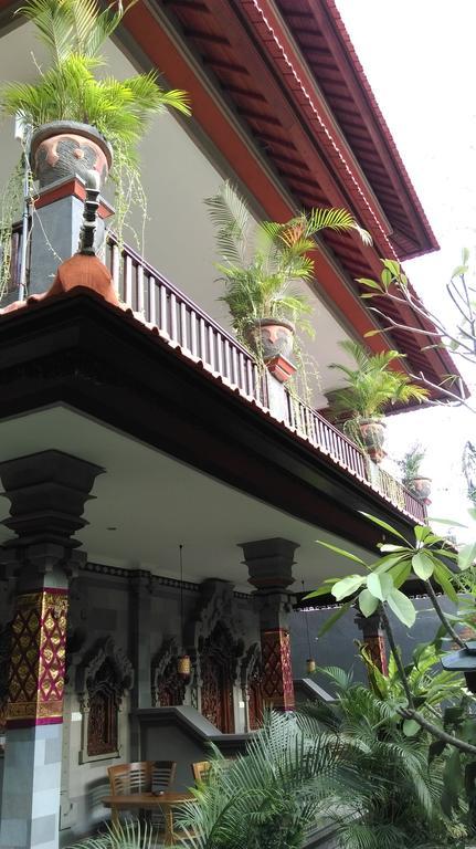 Praety Home Stay Ubud Esterno foto