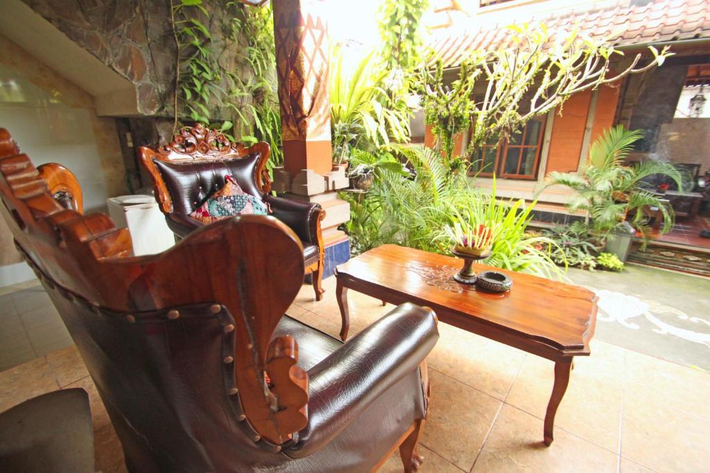 Praety Home Stay Ubud Esterno foto