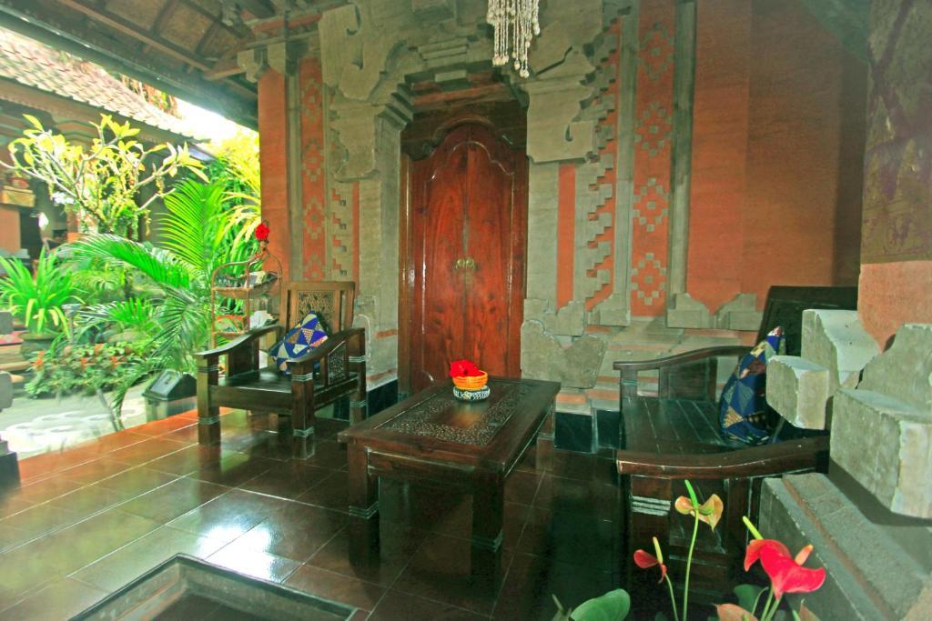 Praety Home Stay Ubud Esterno foto