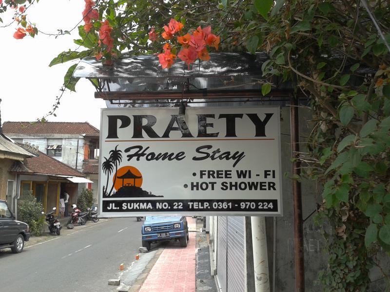Praety Home Stay Ubud Esterno foto