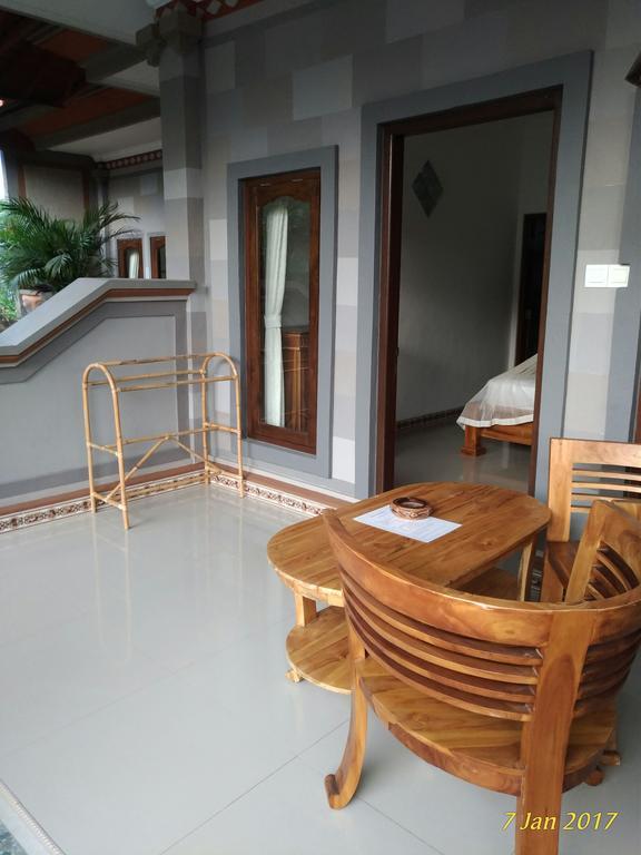 Praety Home Stay Ubud Esterno foto