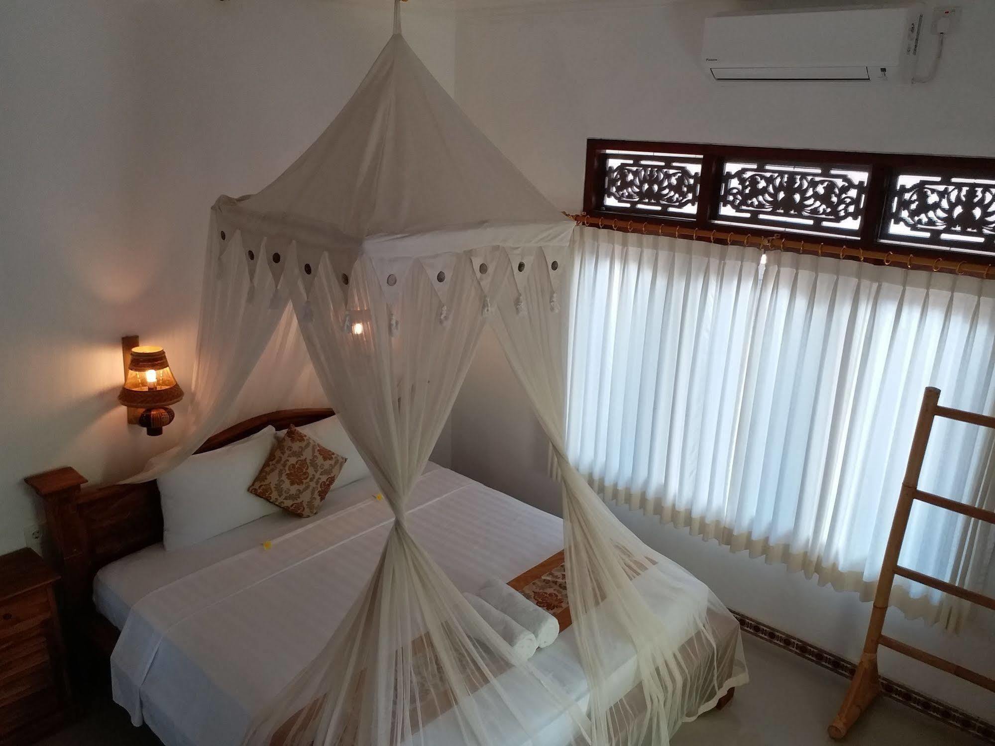 Praety Home Stay Ubud Esterno foto