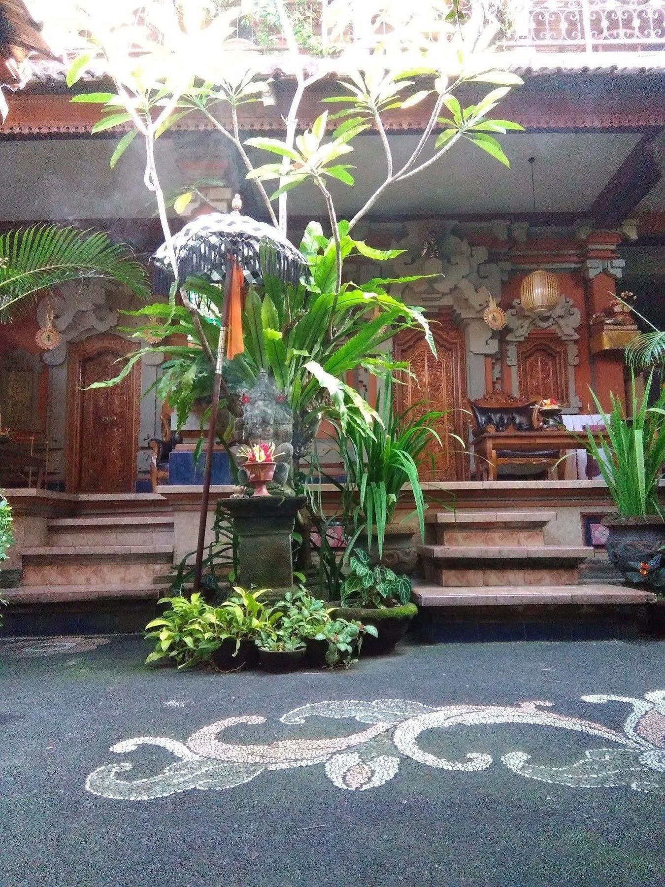 Praety Home Stay Ubud Esterno foto