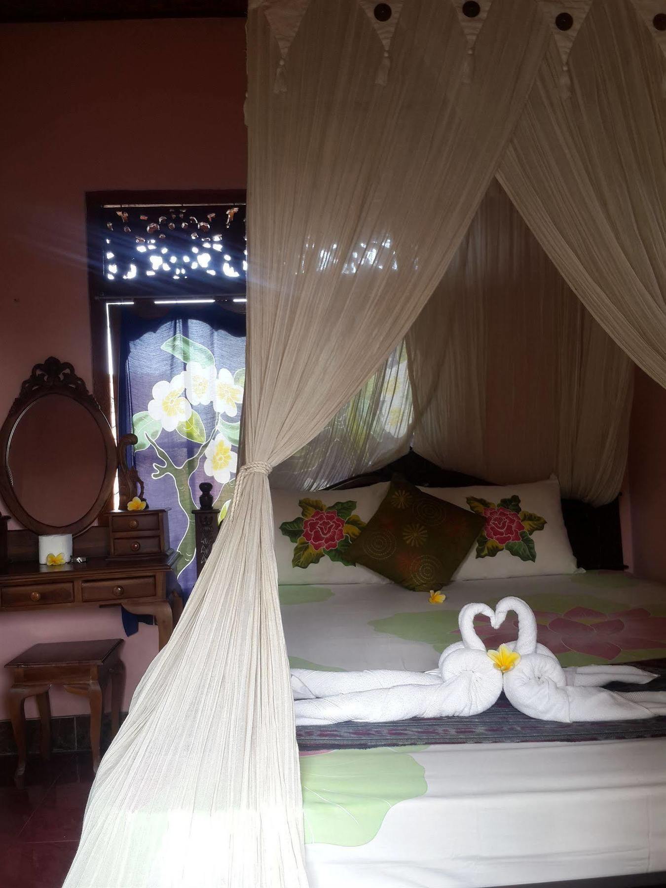 Praety Home Stay Ubud Esterno foto