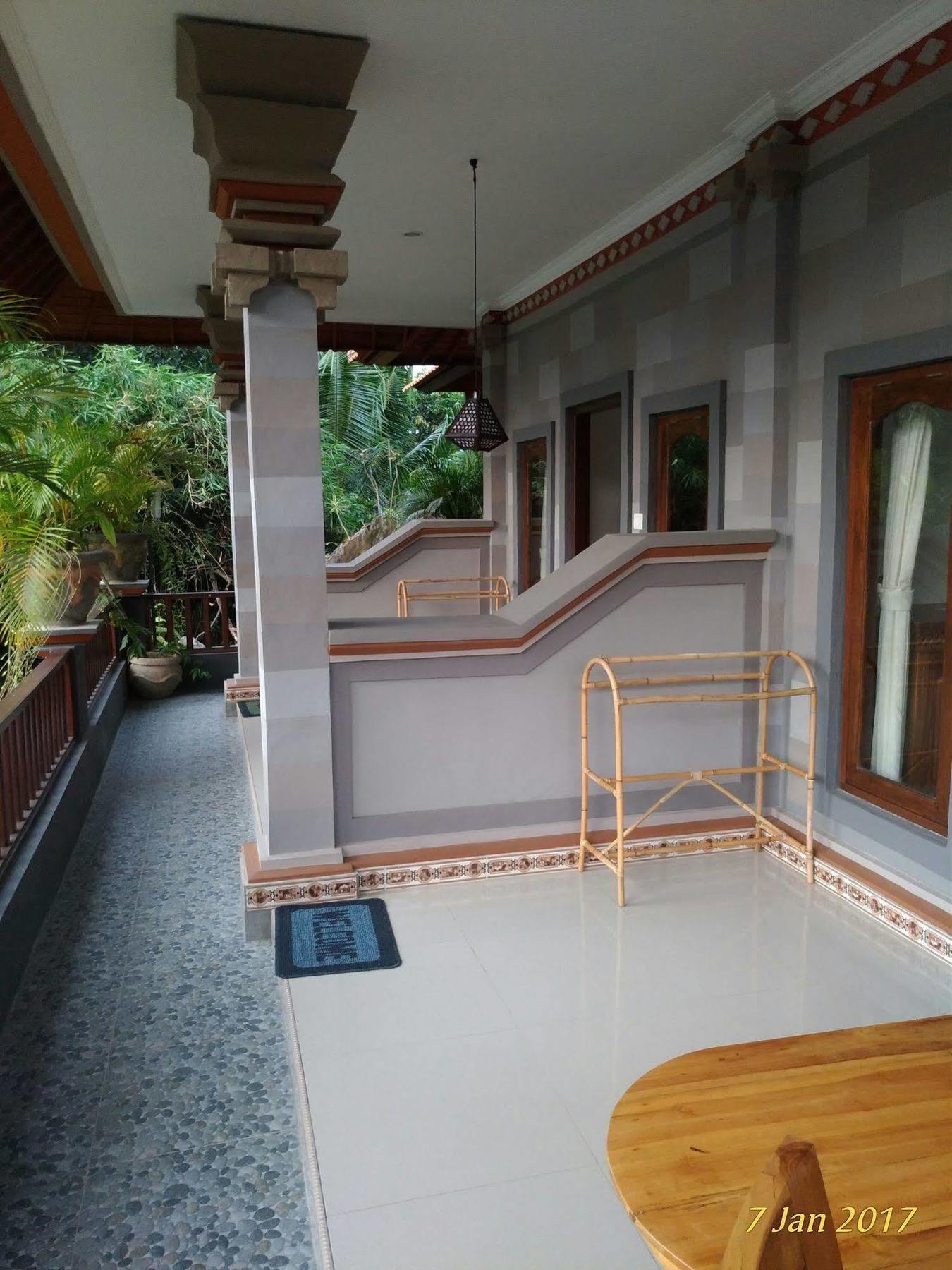 Praety Home Stay Ubud Esterno foto