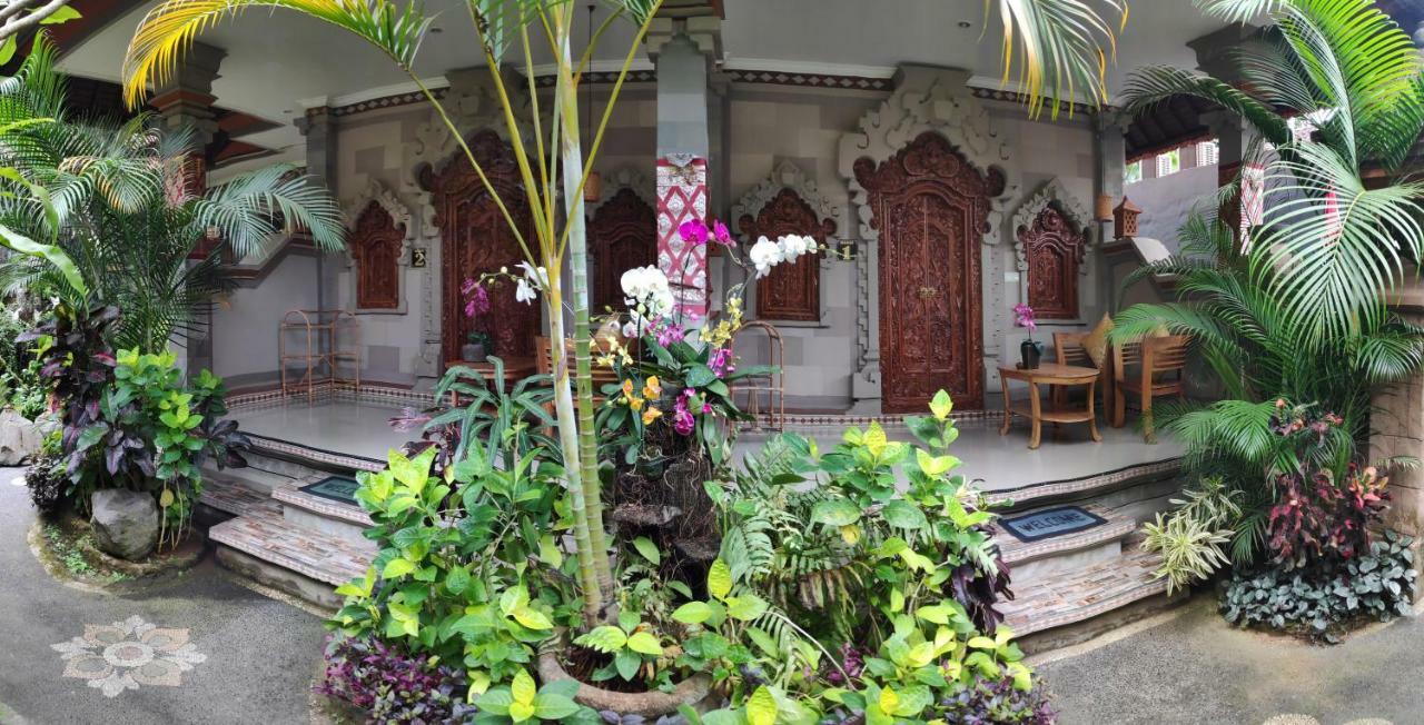 Praety Home Stay Ubud Esterno foto